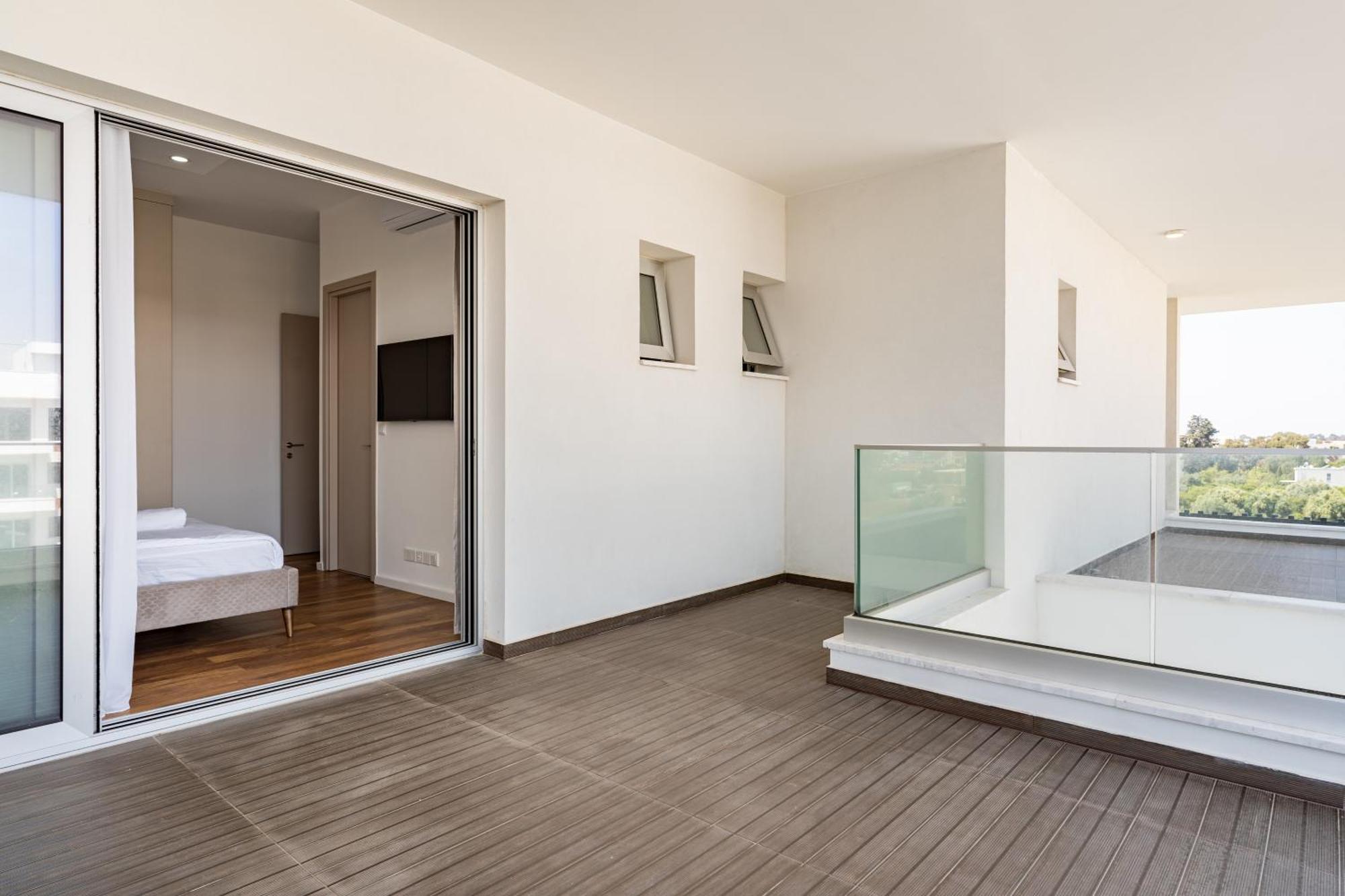 Yamas Urban Living Zakaki Pool Penthouses & Apartments Limassol Exterior foto